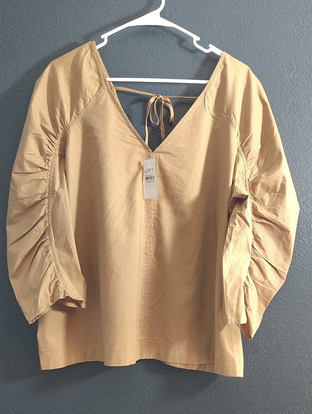 LOFT NWT Minimalist Tan V-Neck Tie-Back Top with Ruched Sleeves